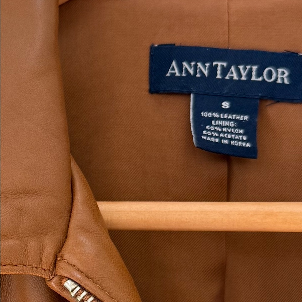 Ann Taylor 100% Leather Jacket - Picture 5 of 5